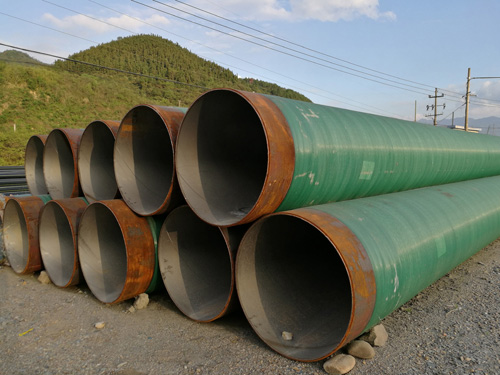 新澎公司供應(yīng)的大口徑內(nèi)襯不銹鋼復(fù)合鋼管