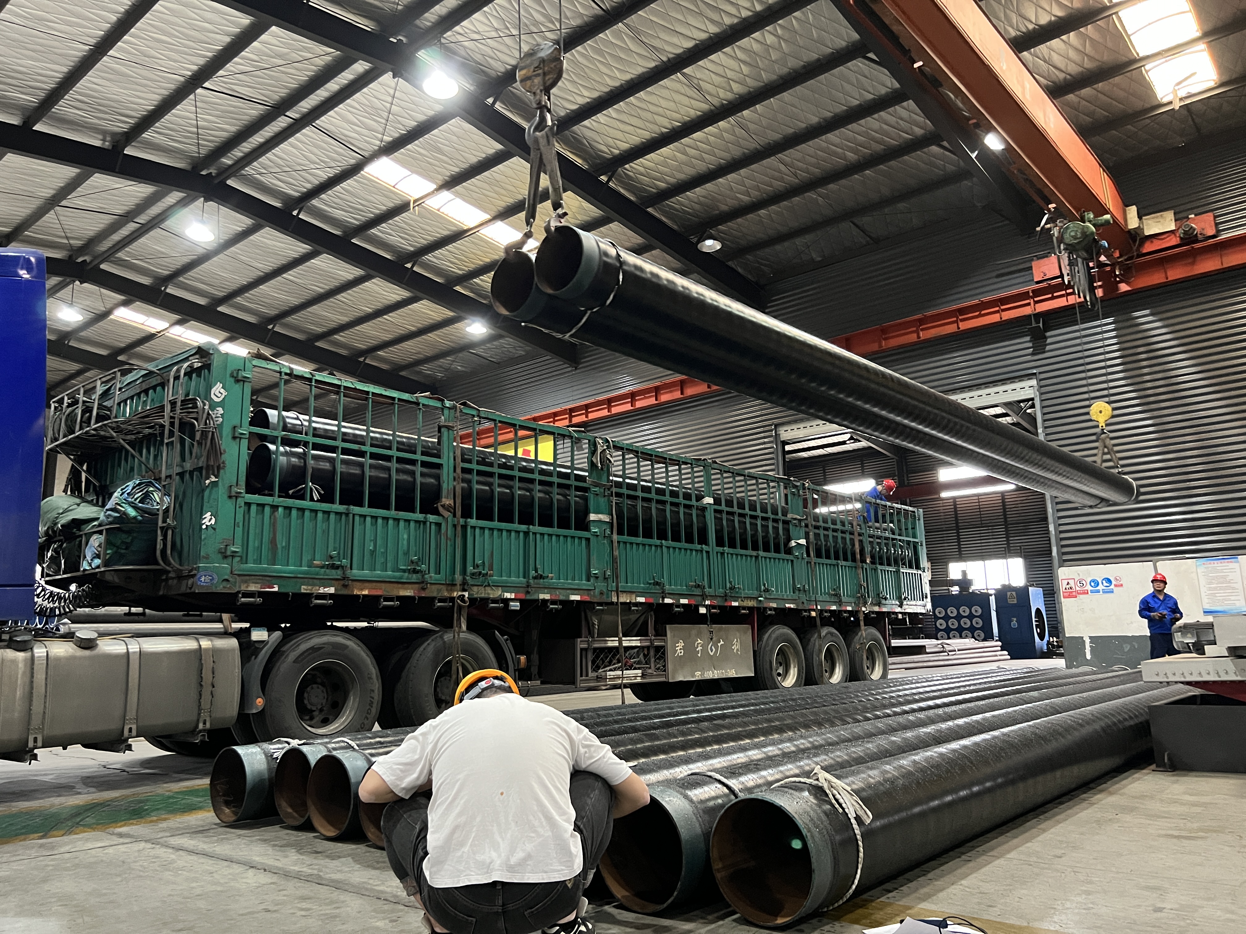 內(nèi)襯不銹鋼復(fù)合該在機場輸油中的應(yīng)用